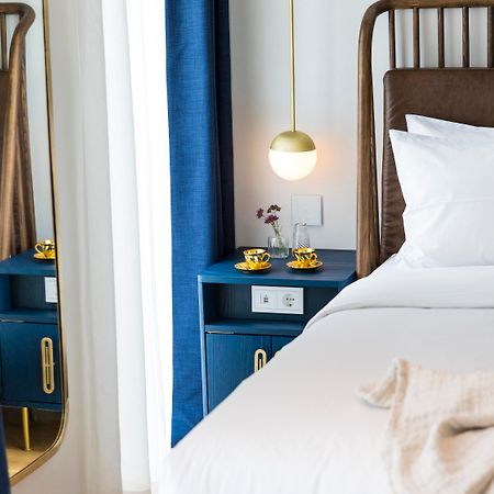 Hotel Gatsby Atenas Exterior foto A bedroom at the hotel