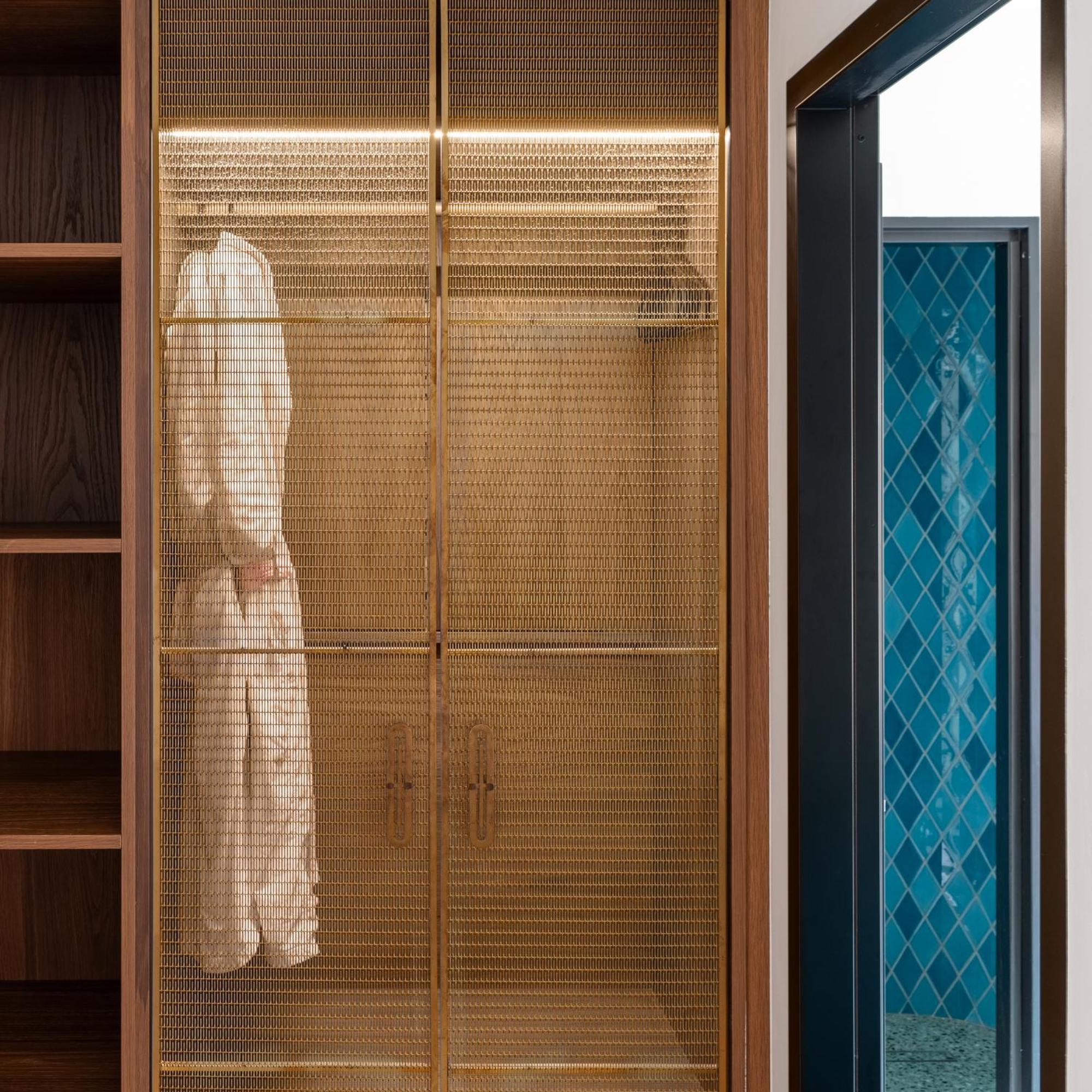 Hotel Gatsby Atenas Exterior foto Wire doors
